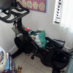 Peloton Bike Exercise Bike 