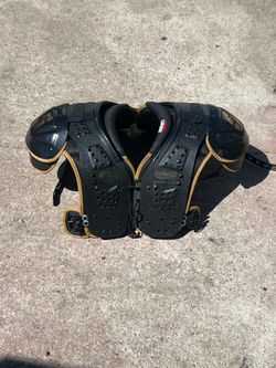 Shoulder pads