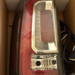 2015 Yukon Tail Light 