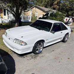 1989 Ford Mustang