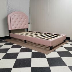 Twin size bed frame - can DELIVER almost anywhere for $20 extra - gently used and in LIKE NEW condition 😍