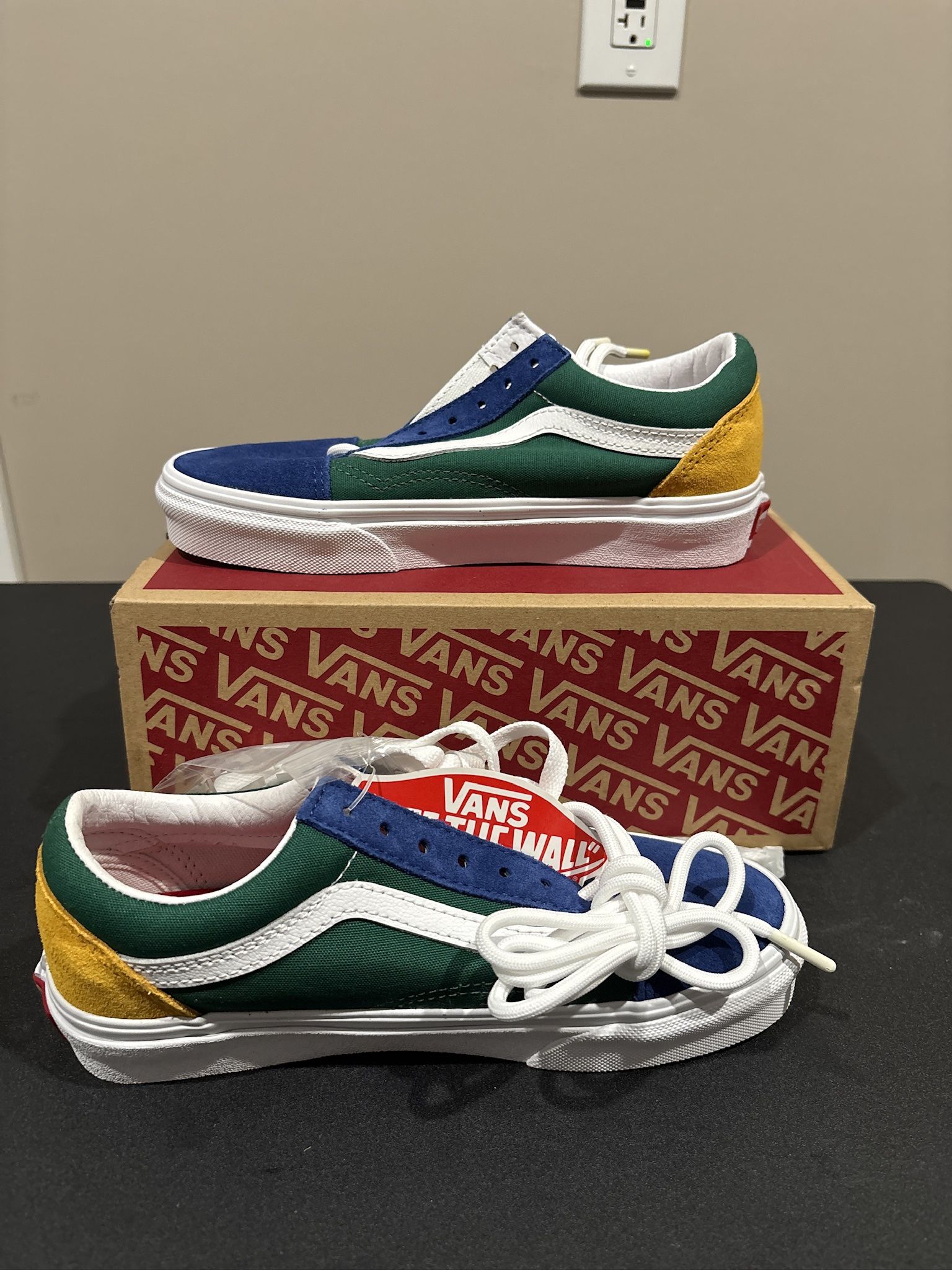 Women’s Vans Yacht Club (NEW)
