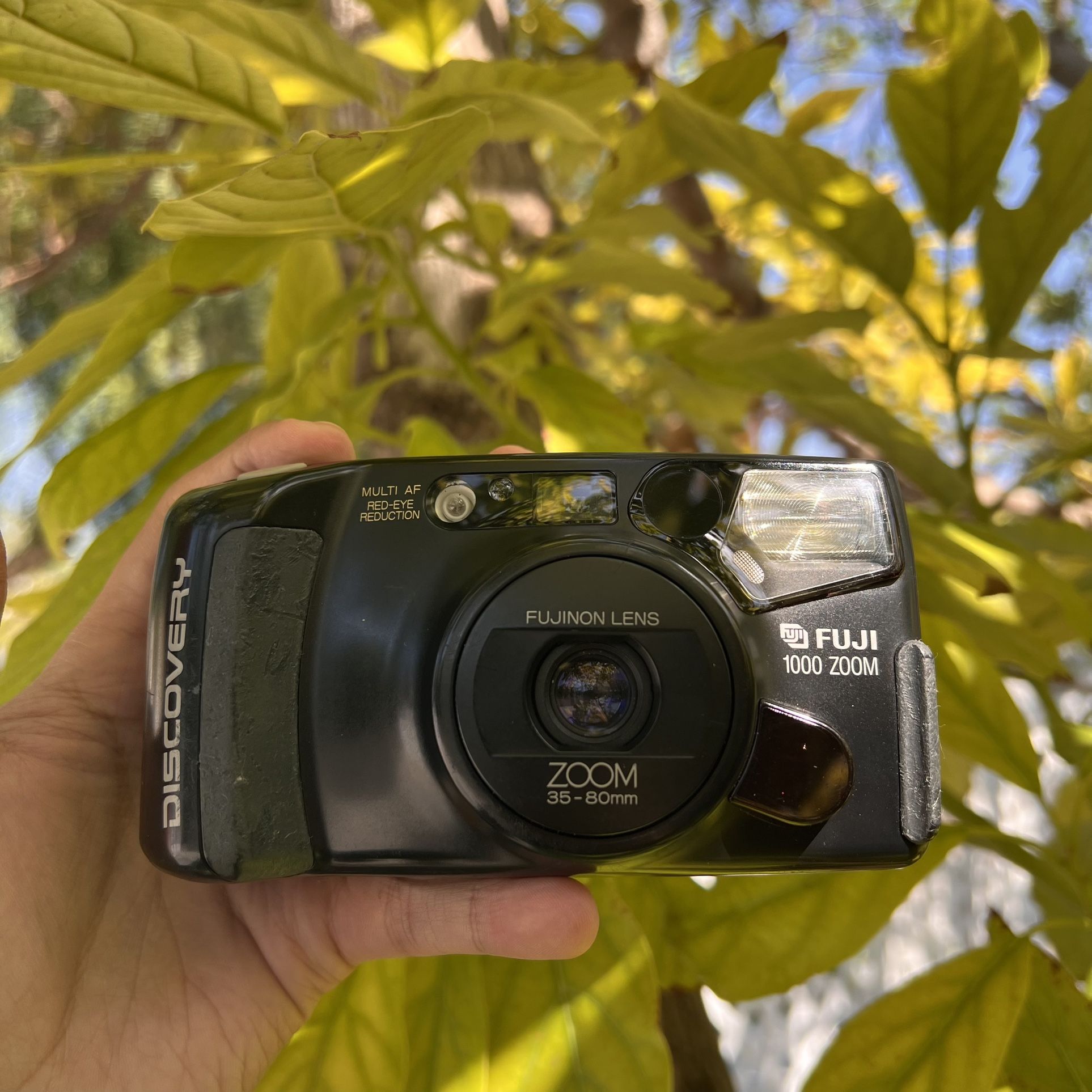 Fuji Discovery 1000 Zoom 35mm Point and Shoot Film Camera