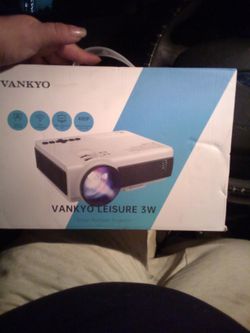 Vankyo Mini Projector