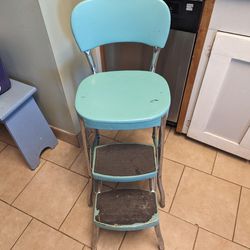 VINTAGE FOLDING STEP STOOL CHAIR! TURQUOISE, METAL SUPER COOL!
