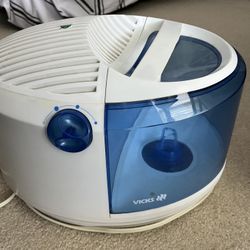 Vicks Cool Mist Humidifier 