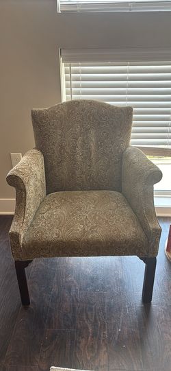 High Back Vintage Style Chair