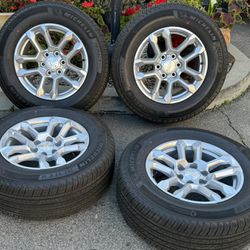 Silverado Sierra Tahoe Yukon suburban Cadillac wheels and tires 18 inch