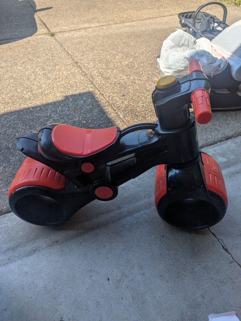 Toddler Wide Wheel Bike