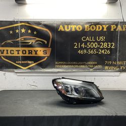 2019-2021 MERCEDES BENZ C43 / C63 - RH HEADLIGHT OEM 1 TAB MISSING