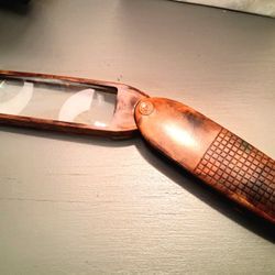Vintage 1940's Edroy Bakelite Fold Out Magnifying Glass Reader Pocket Clip Brown USA-Made...SUPER RARE!...Asking $25.00