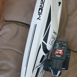 Uridic Arrow Boat 30 MPH