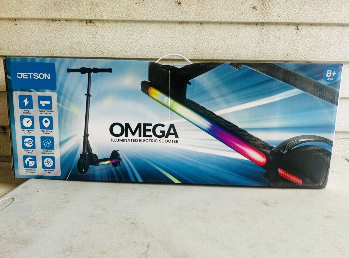 BRAND NEW Jetson Omega Electric Scooter V2
