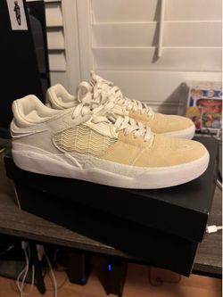 Nike SB Ishod wair size 8.5