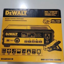 DEWALT 30 Amp Automotive Portable Car Battery Charger 80A Engine Start DXAEC801B, New