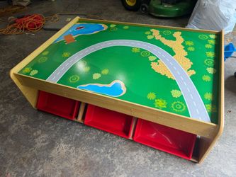 KidKraft Waterfall Mountain Wooden Train Set & Table