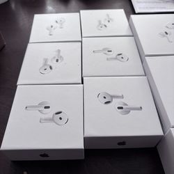 AirPods Pro 2 & AirPods 4 With ANC