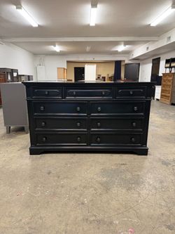 Large Good Quality Black 9 Drawer Dresser Chest
