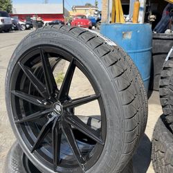 235/45/18 Double Star Tires with gloss back rims