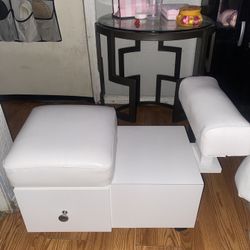 Chair To Do Acrylic Toes