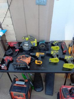 Selling couple used power tools but all work perfectly..charger and battery come separately but message me and we can work out a deal