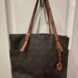 Michael Kors Jet Set Medium Logo Pocket Tote Brown Signature