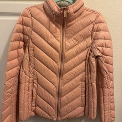 Michael Kors Women’s Lightweight Puffer Jacket –Size M