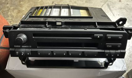 BMW E46 OEM STEREO