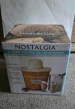 Nostalgia 4-Quart Electric Ice Cream Maker