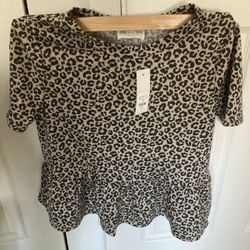 Francescas Cheetah Print Women’s Soft Blouse Ruffles Size Small