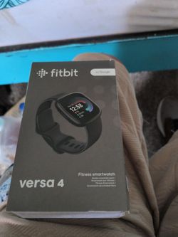 Fitbit versa 4