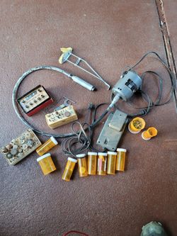 Vintage Foredom Model R Flex Shaft Rotary Tool & Accessory Lot