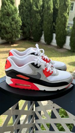 Like new conditions Nike Air Max 90 Infrared Mens size 10.5”
