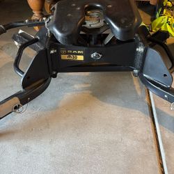 Fifth Wheel Hitch OEM  