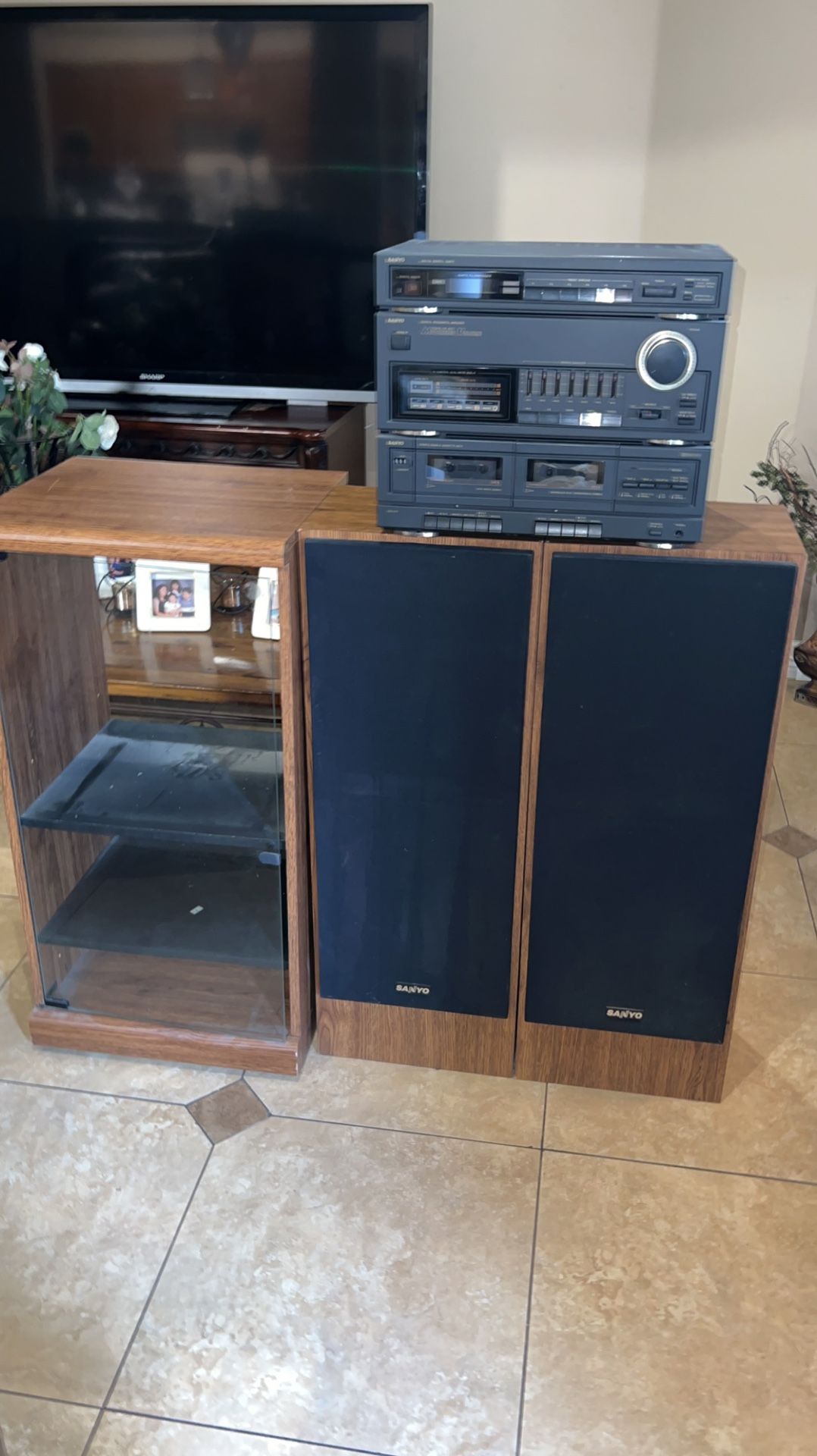 Vintage Sanyo DCX-1770 System Stereo Receiver & Dual Cassette