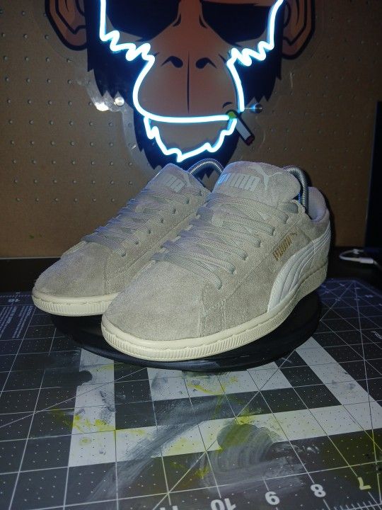 Puma Sneakers
