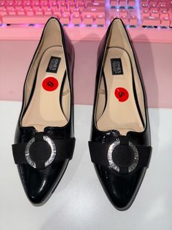 Jones New York Black Flats Size 6