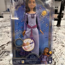 Disney’s Wish Singing Asha of Rosas Fashion Doll & Star Figure, Posable with Removable Outfit