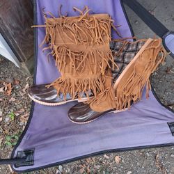 Fake Sweud Women's Size 11 Boots ...Wore One Time