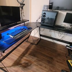 Gaming L desk with RGB lights