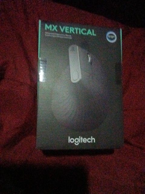 LOGITECH MX VERTICAL WIRELESS Mouse