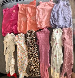 Baby girl clothes bundles(NB, 0-3, 3 mos)