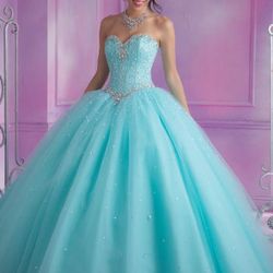 Morilee Quinceañera Sweet 16 Beaded Ballgown Corset Back Turquoise/Teal/Aqua. Size 4