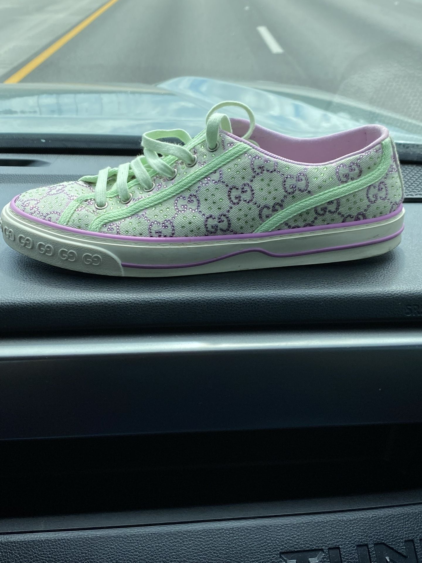 Gucci  Shoes 