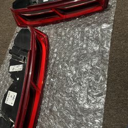 2016-2018 New Camaro taillights oem