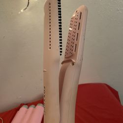 Wet to Slay Foxy Bae