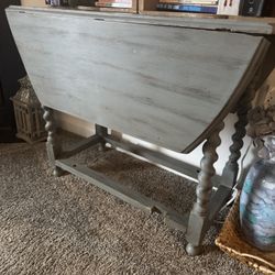 Refurbished Entry Or Side Table 