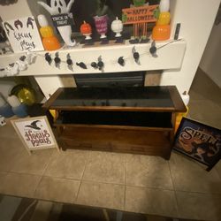 TV Stand 