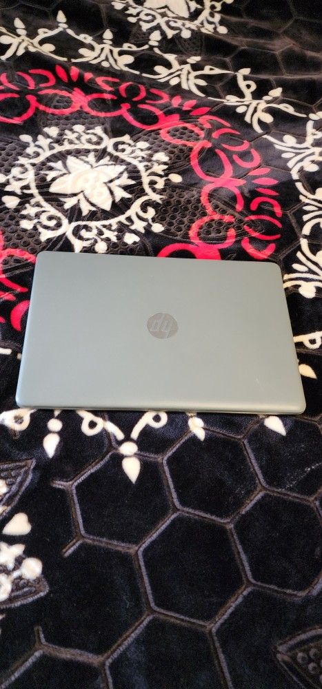 HP 7th Gen IG Core I3 Laptop