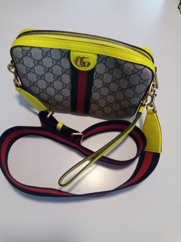 Gucci GG Monogram Small Crossbody Bag Beige 